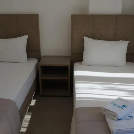 Apartment Finikas Garden Beach