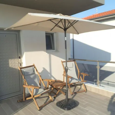 Finikas Garden Beach Nikiti (Sithonia)