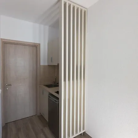 Apartment Finikas Garden Beach