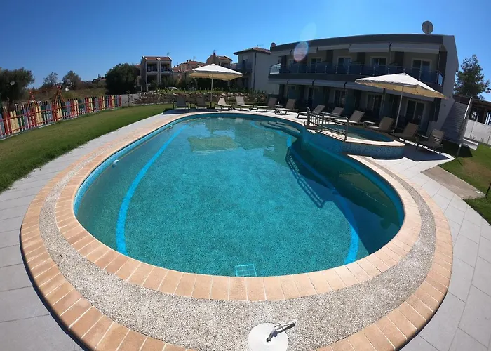 Apartament Finikas Garden *