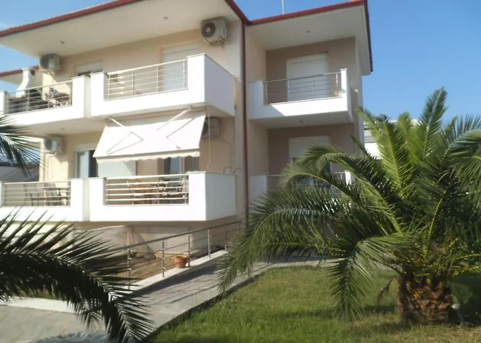 Finikas Garden דירה *